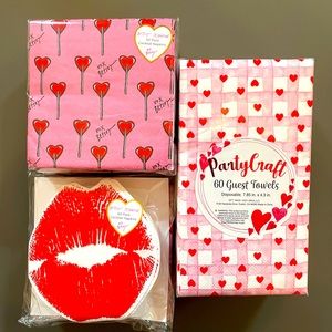 Love hearts & lips napkins bundle
